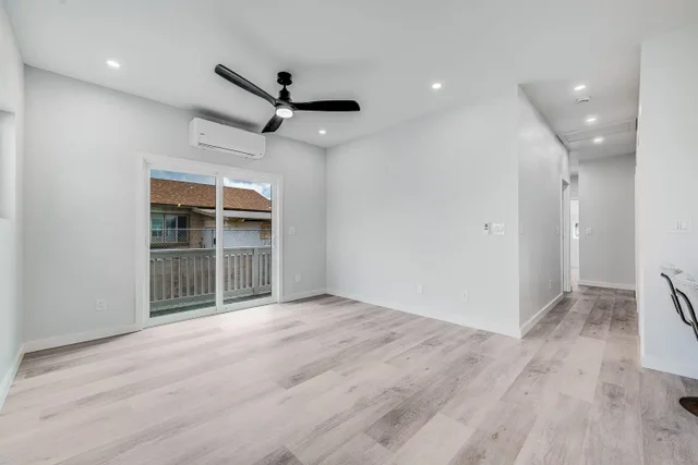 Listing Image for 130 Kuhuoi St 12 of 50