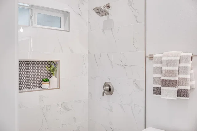 Listing Image for 130 Kuhuoi St 20 of 50