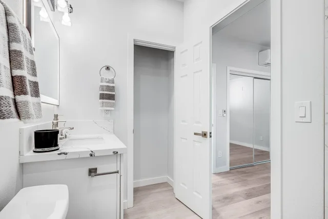 Listing Image for 130 Kuhuoi St 21 of 50