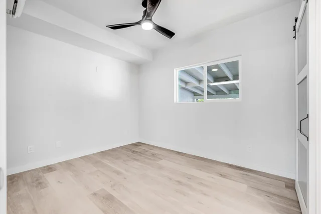 Listing Image for 130 Kuhuoi St 24 of 50