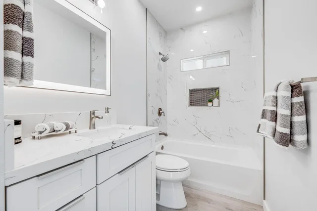 Listing Image for 130 Kuhuoi St 28 of 50