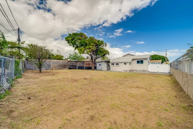Listing Image for 130 Kuhuoi St 44 of 50