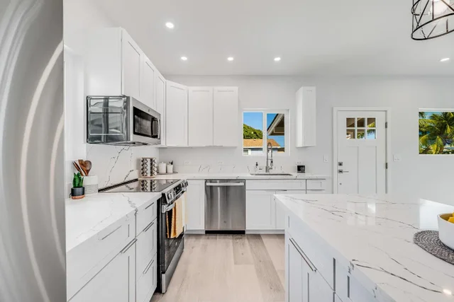 Listing Image for 130 Kuhuoi St 7 of 50