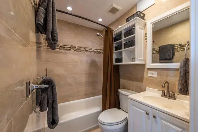 Listing Image for 3975 Lower Honoapiilani Rd 114 14 of 31