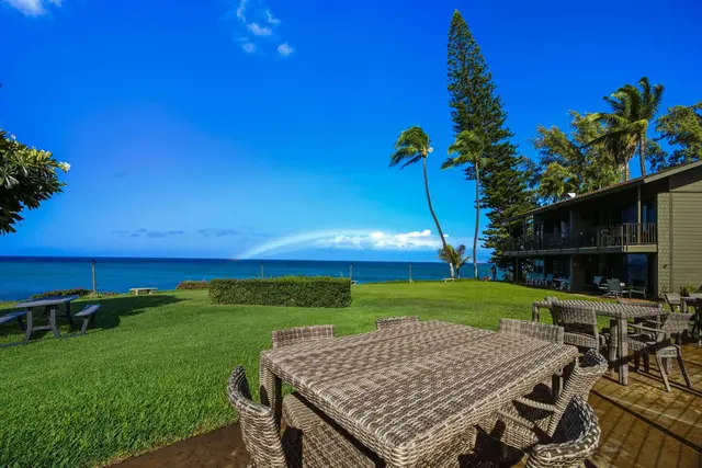 Listing Image for 3975 Lower Honoapiilani Rd 114 26 of 31