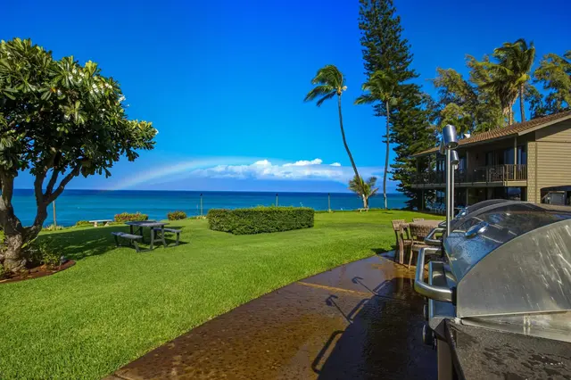 Listing Image for 3975 Lower Honoapiilani Rd 114 27 of 31