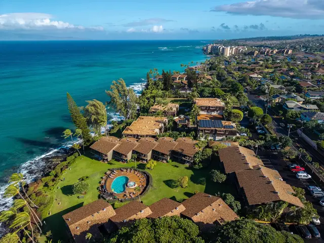 Listing Image for 3975 Lower Honoapiilani Rd 114 30 of 31