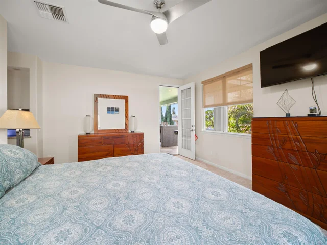 Listing Image for 94 Laukahi St 17 of 50