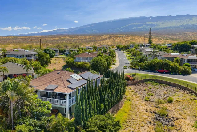 Listing Image for 94 Laukahi St 26 of 50