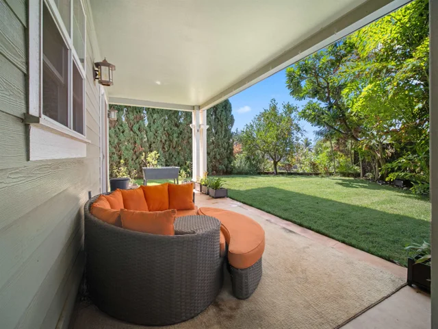 Listing Image for 94 Laukahi St 38 of 50