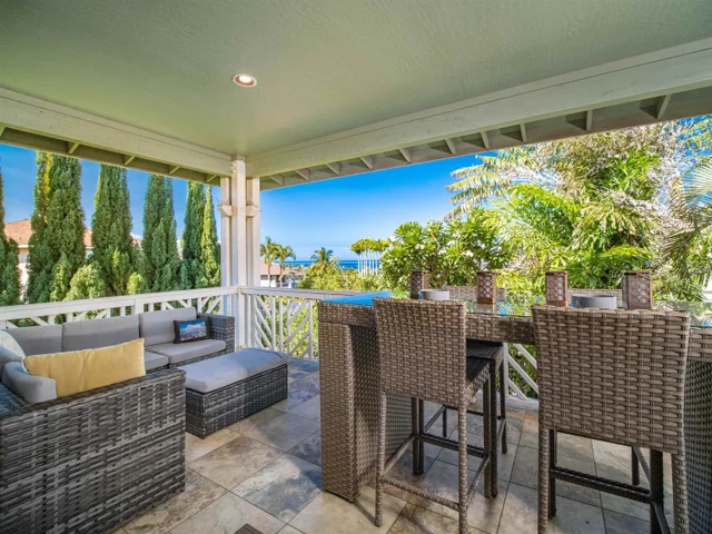 Listing Image for 94 Laukahi St 4 of 50