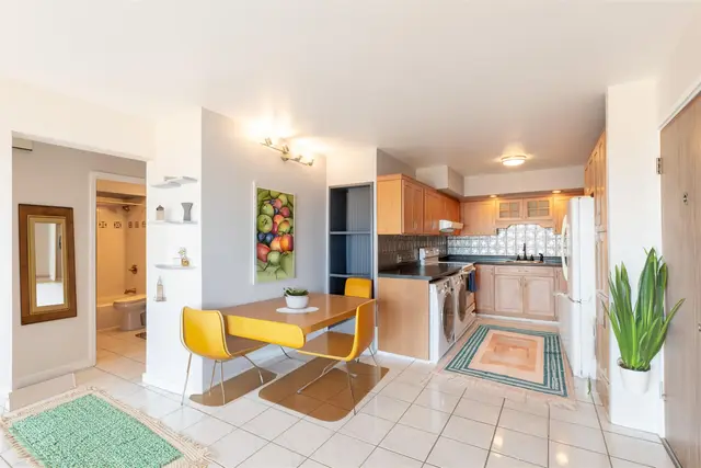 Listing Image for 2158 Main St 707 21 of 27
