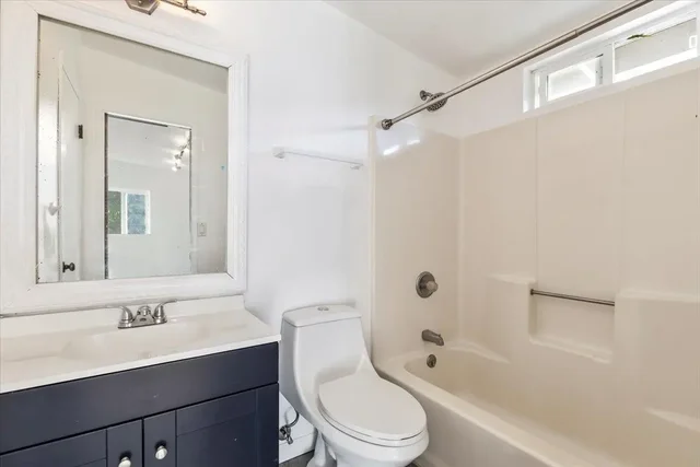 Listing Image for 82 Mamao Pl 11 of 20