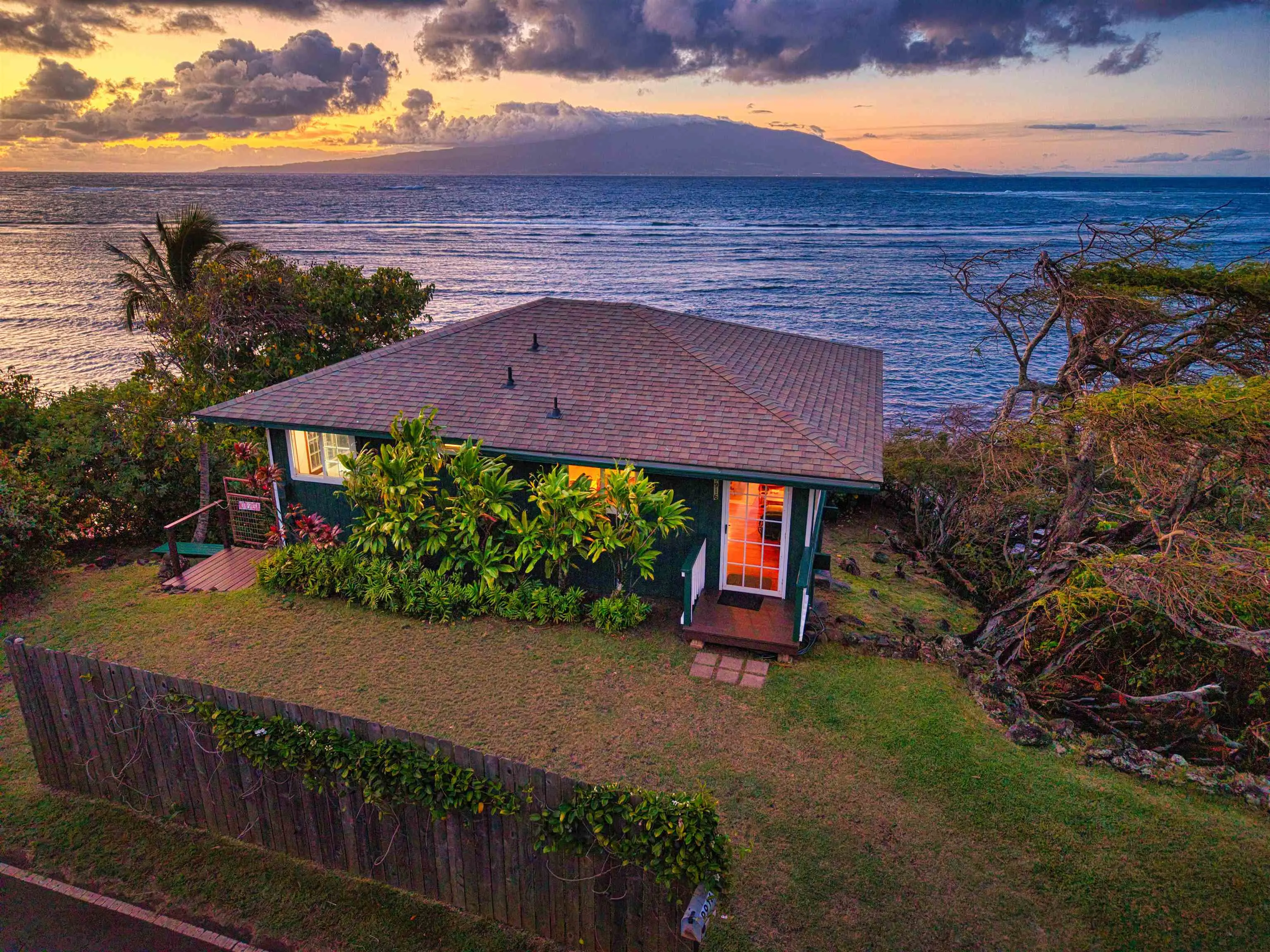 9916 Kamehameha V Hwy, Molokai
