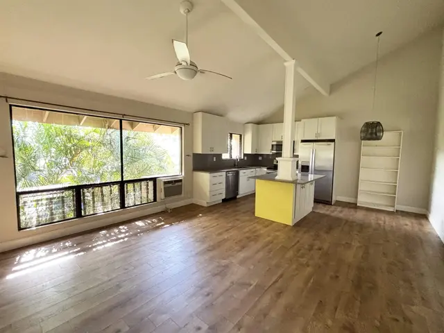 Listing Image for St 3 of 14