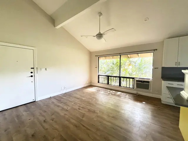 Listing Image for St 4 of 14