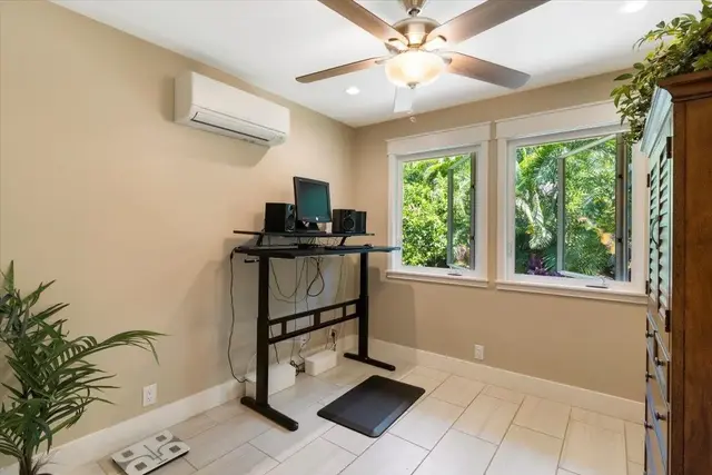 Listing Image for 131 Ponana St 28 of 37