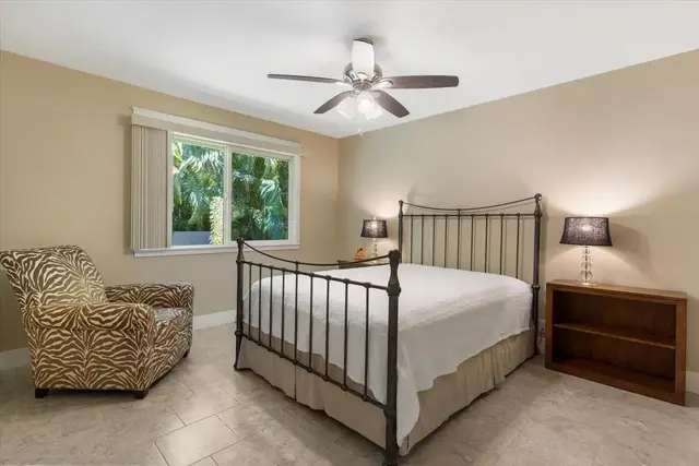 Listing Image for 131 Ponana St 30 of 37