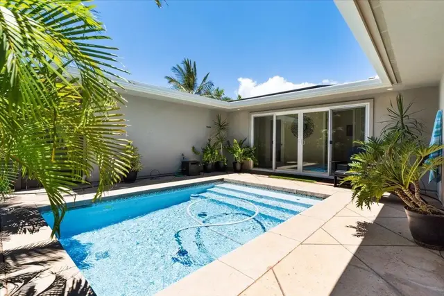 Listing Image for 131 Ponana St 34 of 37