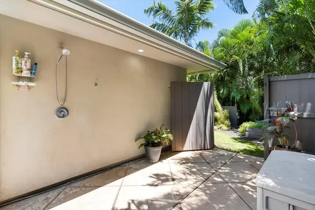 Listing Image for 131 Ponana St 35 of 37