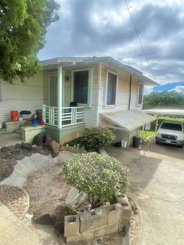 Listing Image for 168 Ku Drive Dr 3 of 9