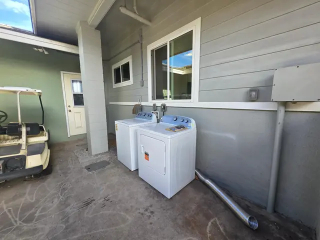 Listing Image for 399 Nihoa St 9 of 9