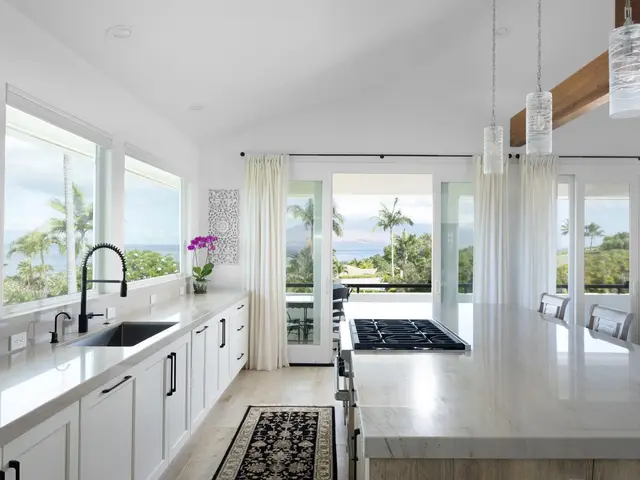 Listing Image for 3977 Wailea Ekolu Pl 2 of 19