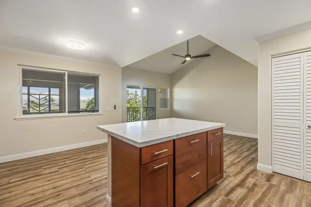 Listing Image for 32 Polohina Ln 18-7 15 of 42