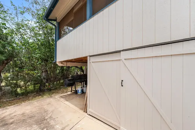 Listing Image for 50 Kulalani Dr 13 of 20