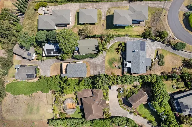 Listing Image for 50 Kulalani Dr 17 of 20