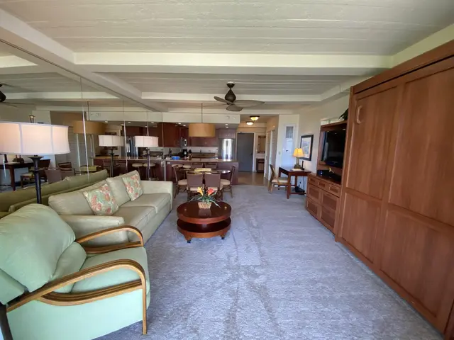 Listing Image for 2481 Kaanapali Pkwy 1070p 6 of 31