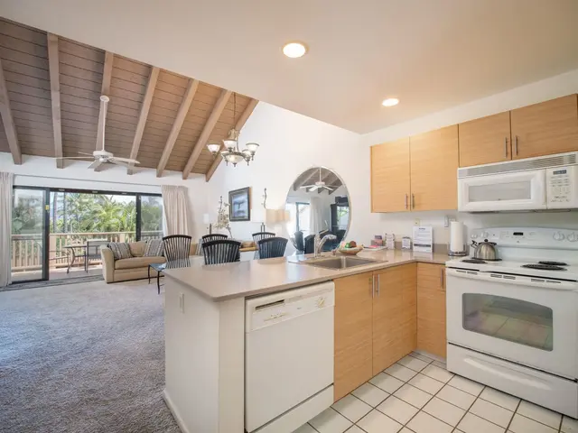 Listing Image for 2777 S Kihei Rd K203 7 of 32