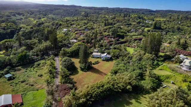 Listing Image for 210 Door Of Faith Rd 11 of 45