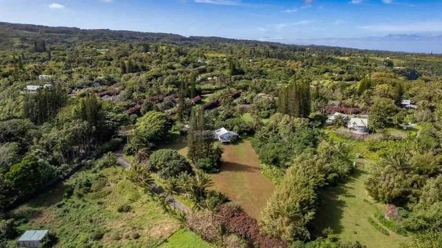 Listing Image for 210 Door Of Faith Rd 13 of 45