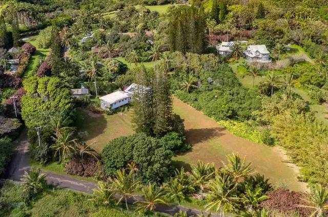 Listing Image for 210 Door Of Faith Rd 15 of 45