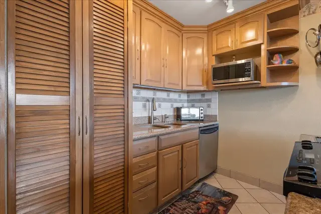Listing Image for 2191 S Kihei Rd 2307 13 of 36