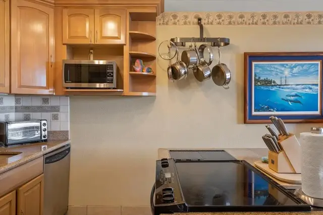 Listing Image for 2191 S Kihei Rd 2307 15 of 36