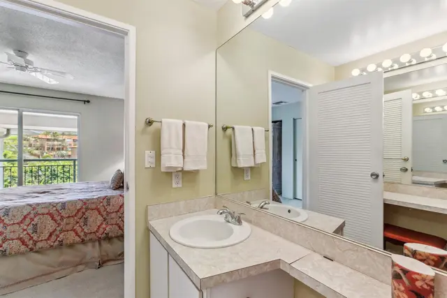 Listing Image for 3765 Lower Honoapiilani Rd 307 34 of 47