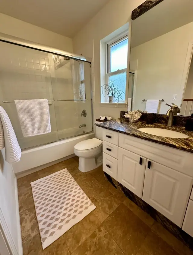 Listing Image for 21 Henohea Pl 11 of 14