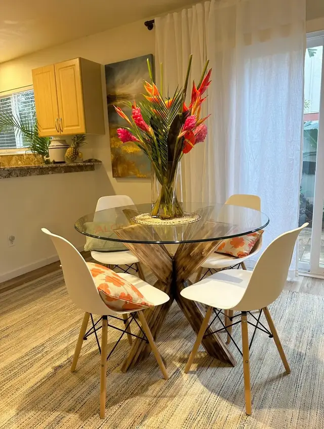 Listing Image for 21 Henohea Pl 5 of 14