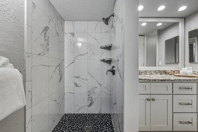 Listing Image for 3543 Lower Honoapiilani Rd H103 21 of 50