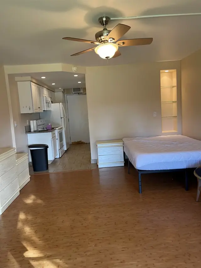 Listing Image for 3660 Lower Honoapiilani Rd 104 4 of 8