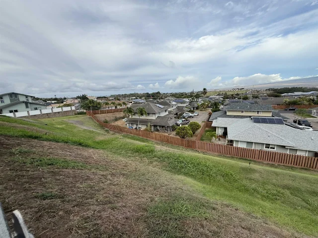 Listing Image for 533 Akolea Pl 10 of 17