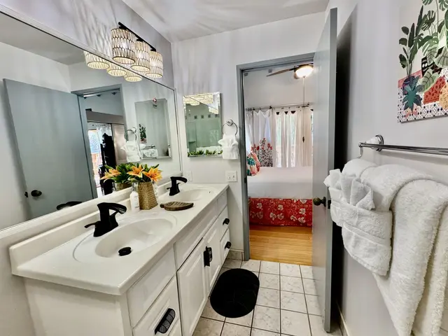 Listing Image for 50 Kepuhi Pl 201 11 of 26
