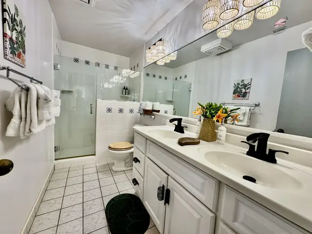 Listing Image for 50 Kepuhi Pl 201 12 of 26