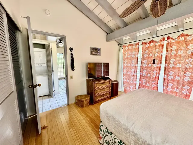 Listing Image for 50 Kepuhi Pl 201 15 of 26