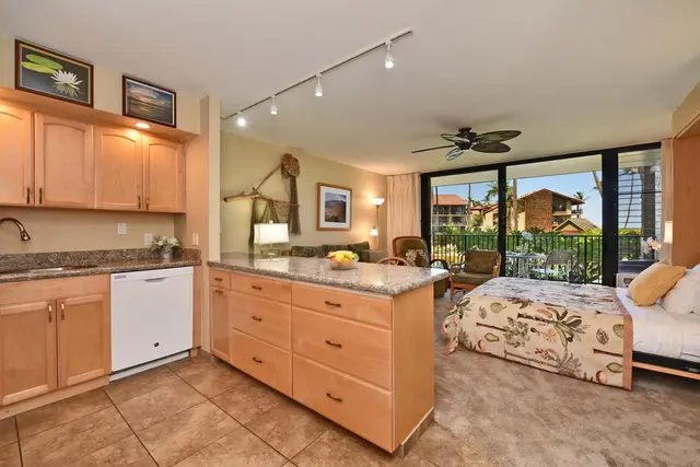 Listing Image for 3543 Lower Honoapiilani Rd B207 10 of 38