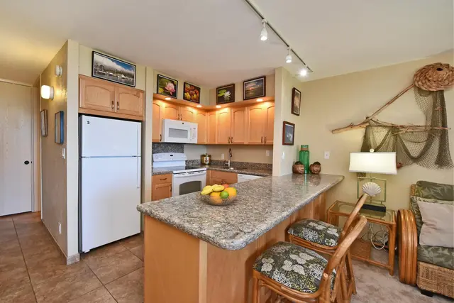 Listing Image for 3543 Lower Honoapiilani Rd B207 17 of 38
