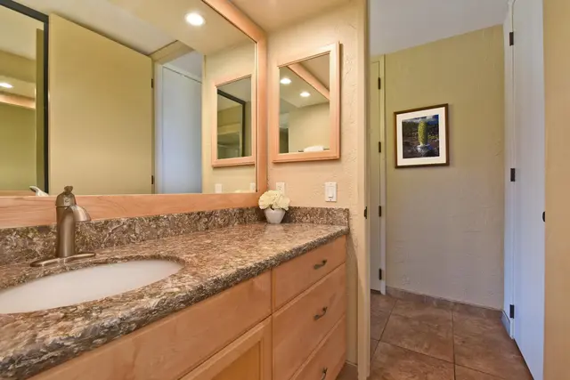 Listing Image for 3543 Lower Honoapiilani Rd B207 19 of 38