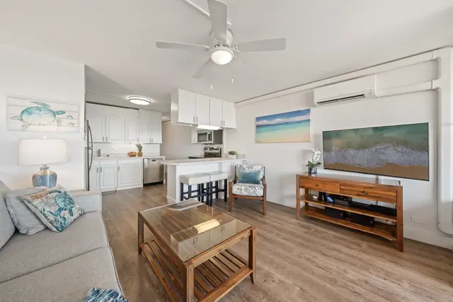 Listing Image for 150 Hauoli St 303 12 of 32
